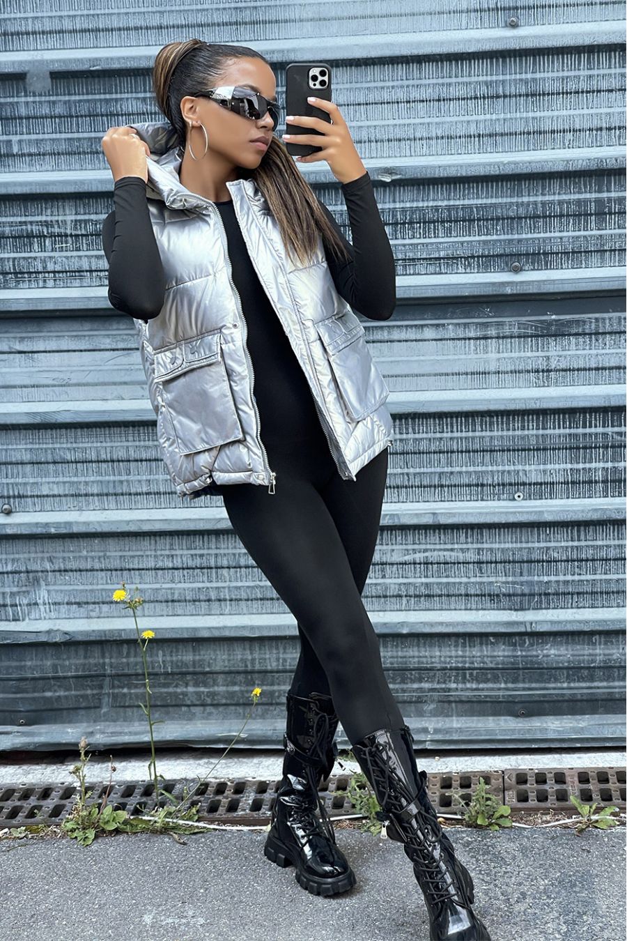 Retro effect silver sleeveless down jacket - 1