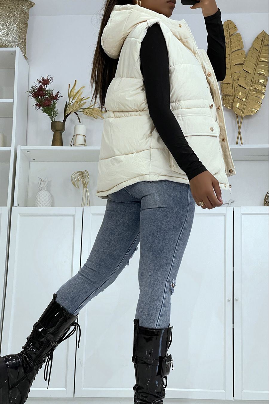 Doudoune sans manche beige avec capuche et taille ajustable - 5