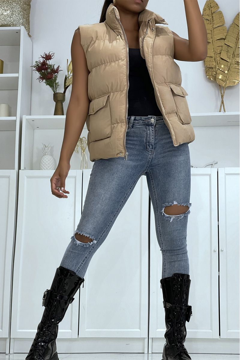 Well rounded taupe sleeveless down jacket - 1