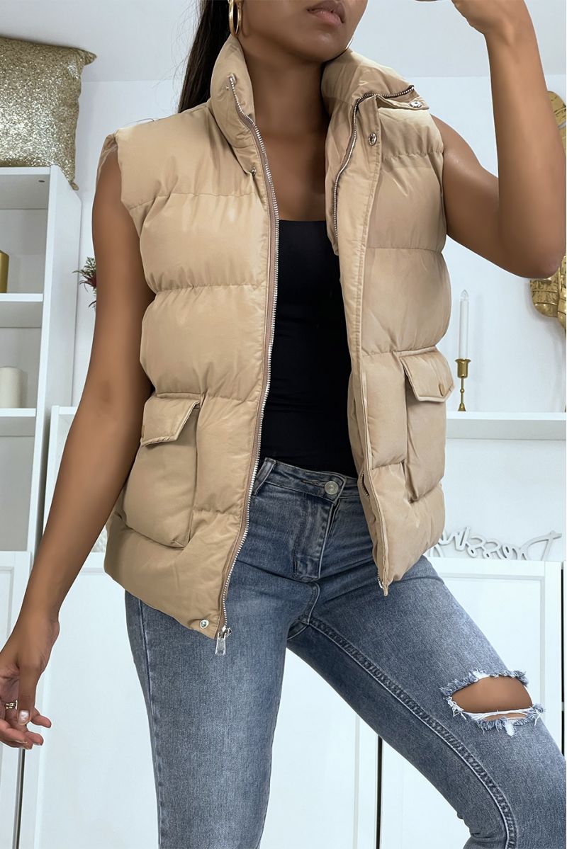 Well rounded taupe sleeveless down jacket - 2