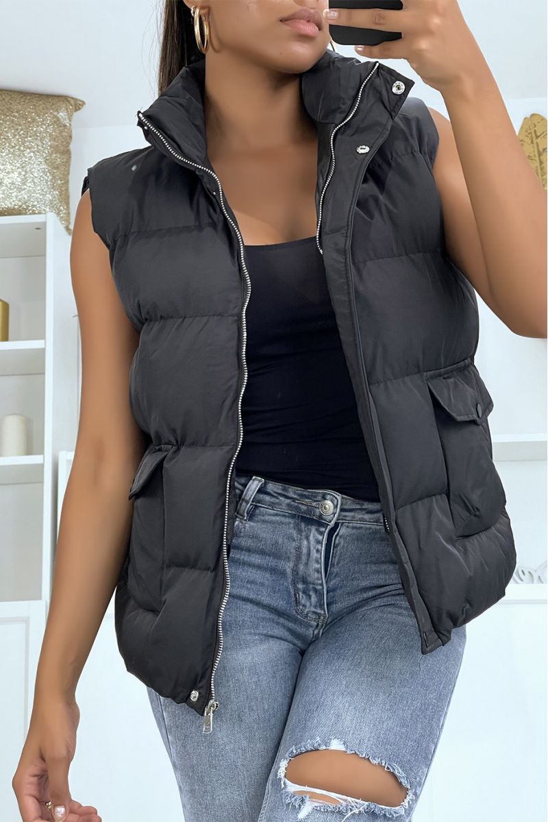 Well rounded black sleeveless down jacket - 2