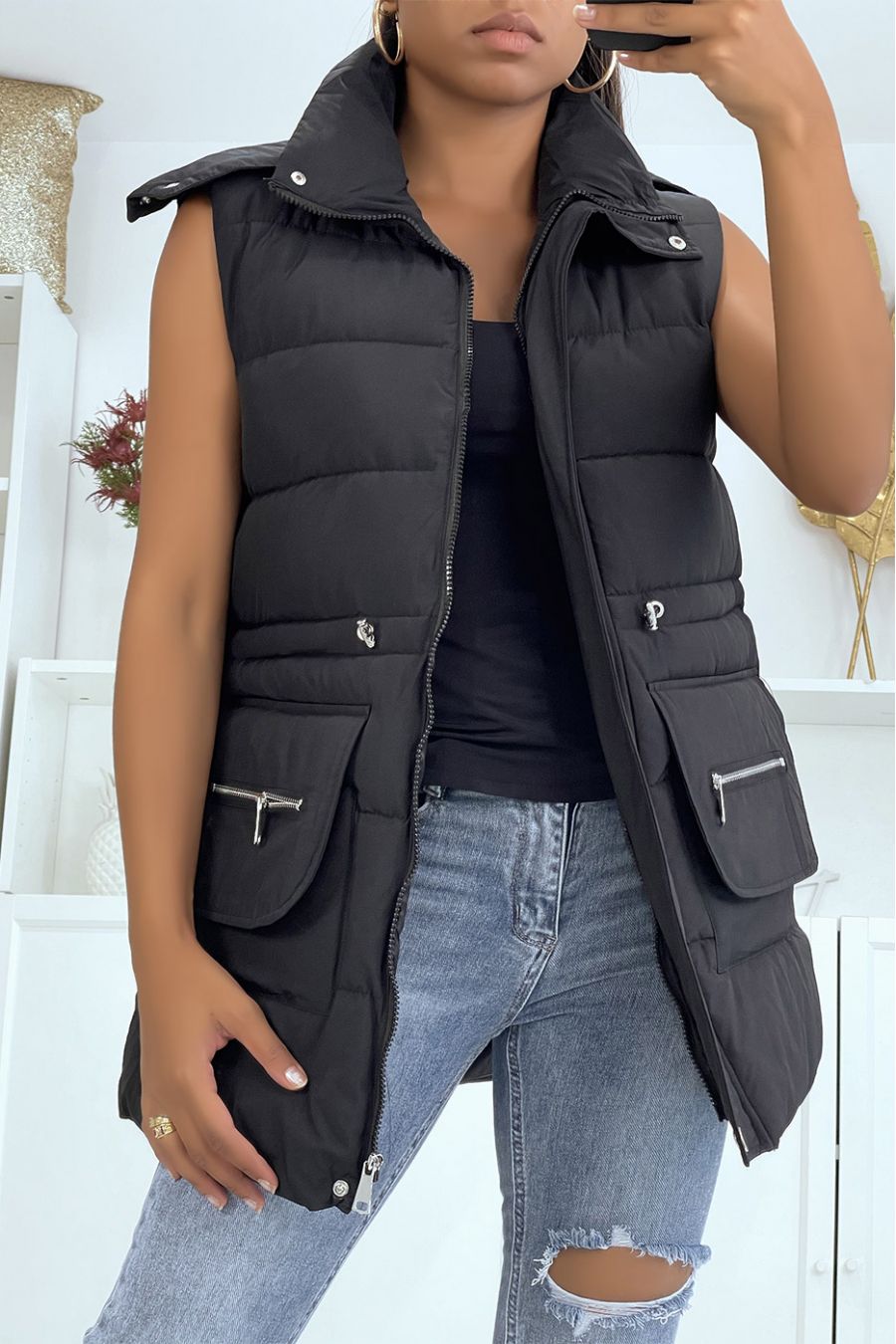Well rounded black sleeveless down jacket - 3