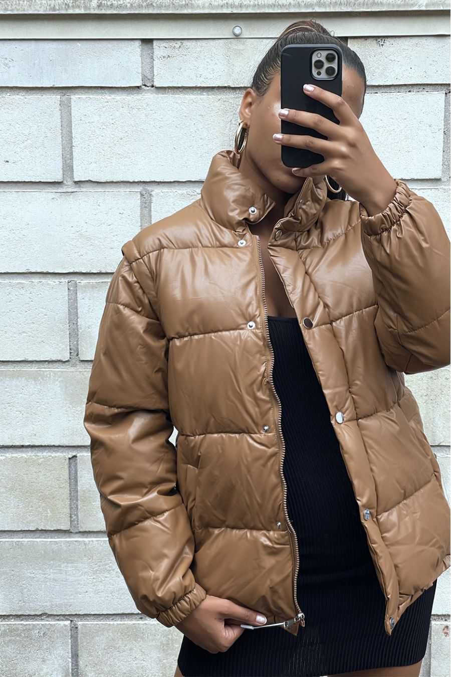 Camel pufferjack met afneembare faux mouw - 5