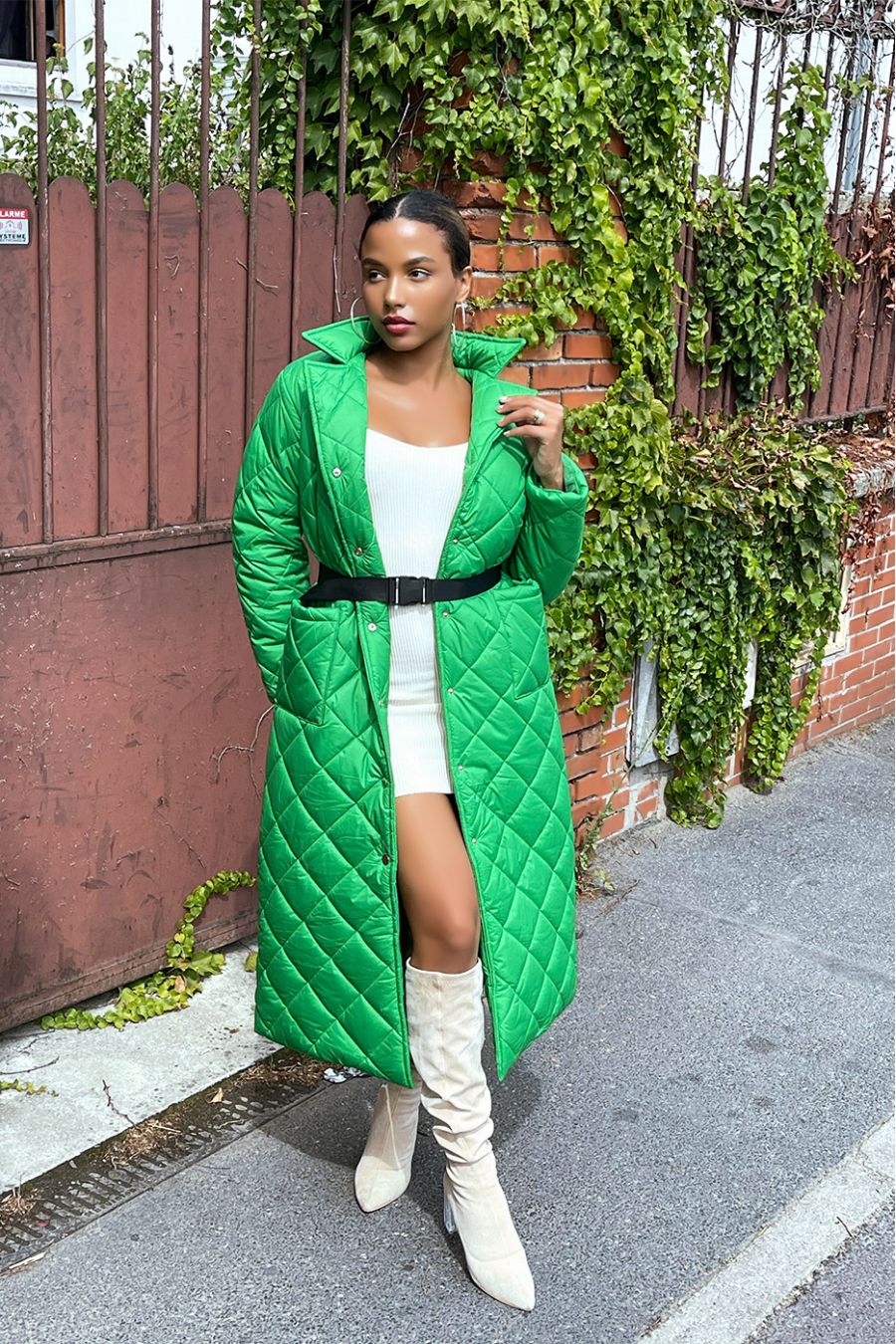 Long quilted down jacket in green - 3