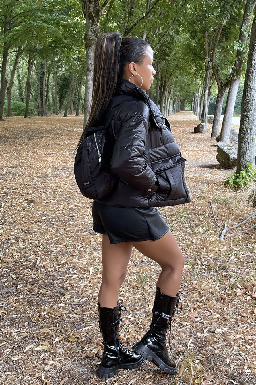 Mid-length black down jacket with reflective effect, super trendy, light and comfortable - 2