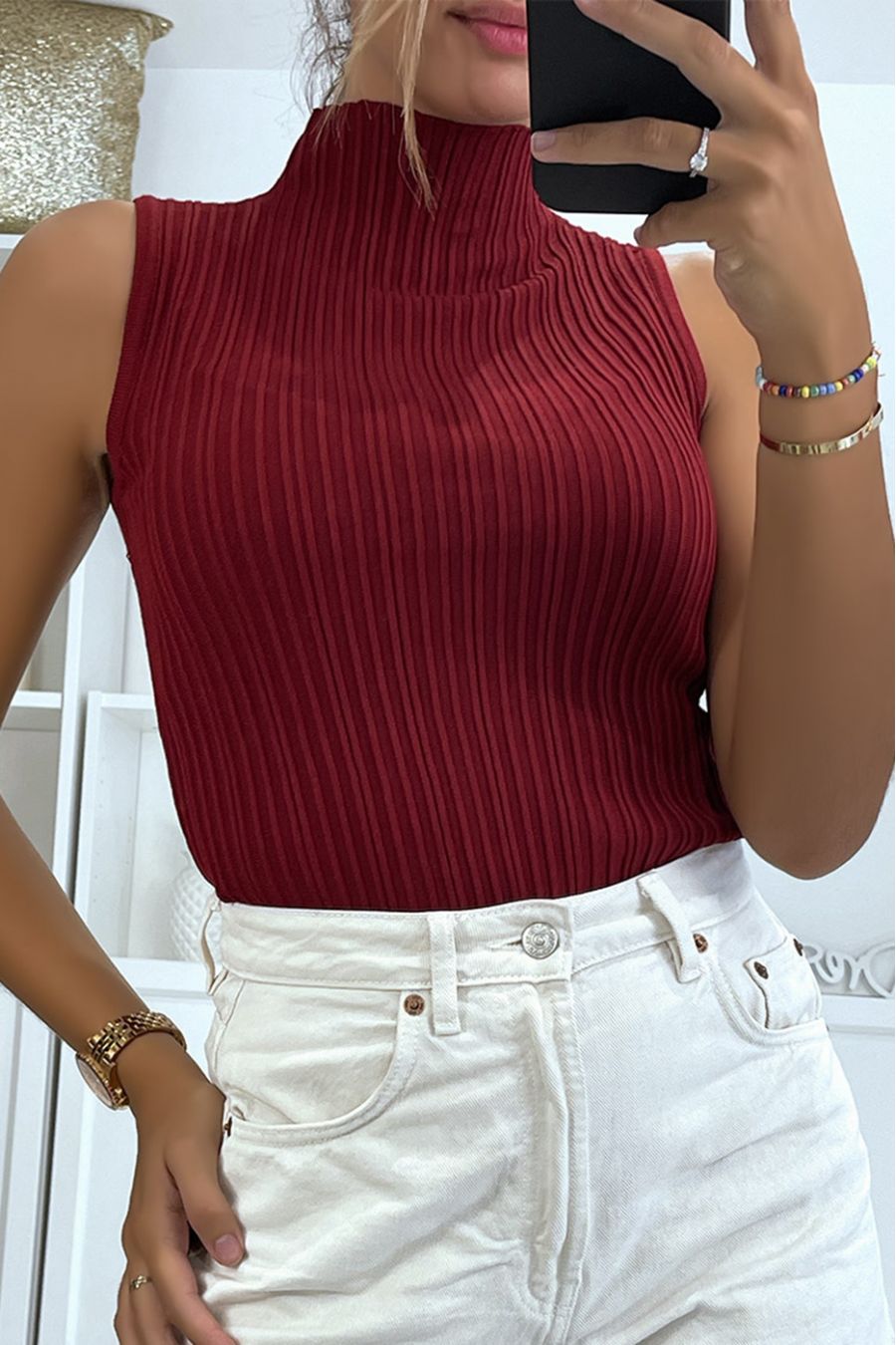 Bordeauxrode tanktop met kraag. F709 - 2