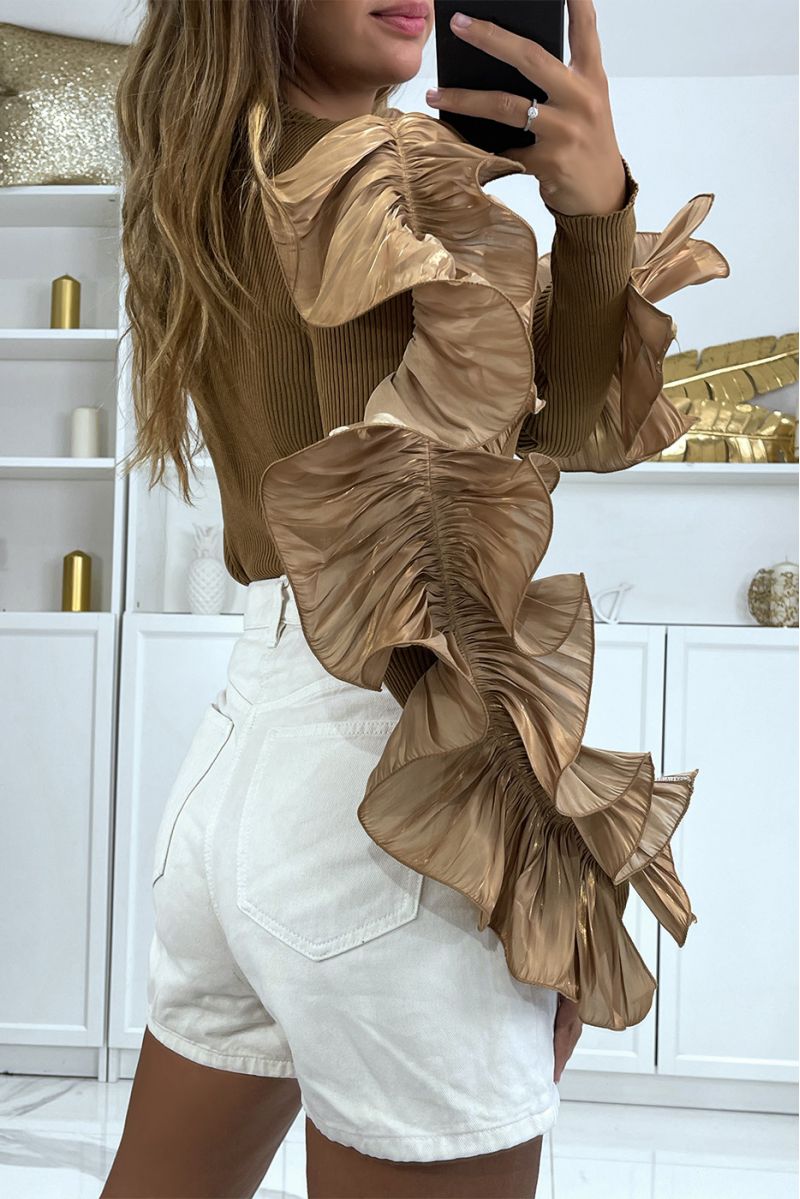 Brown ribbed sweater with ruffle on the sleeves - 3