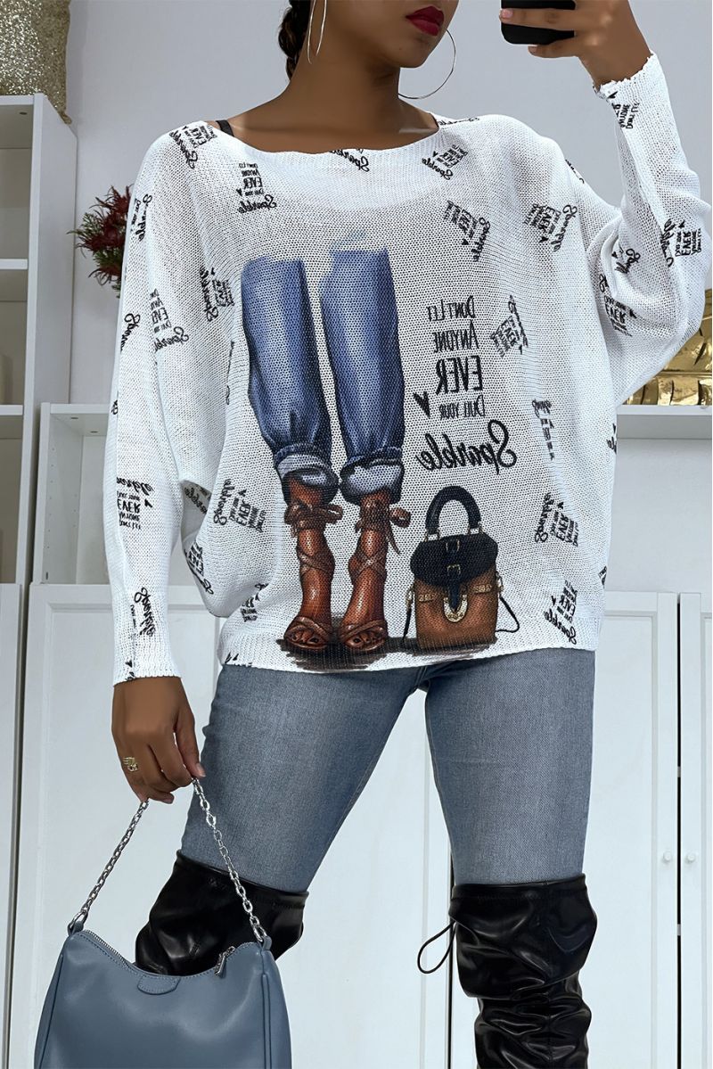 Lichtgewicht oversized witte trui met modieuze vrouwentekeningprint  - 1