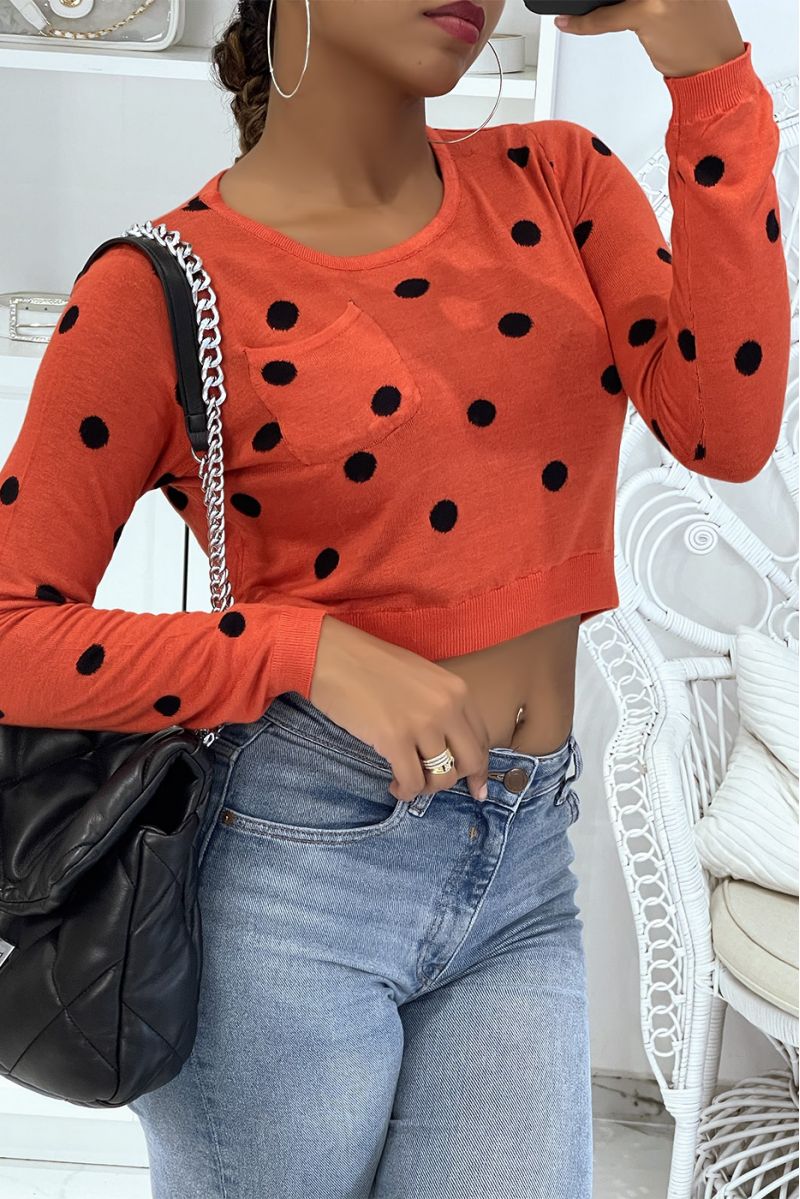 Short red sweater, with long sleeves and white polka dots. PU-895 - 2