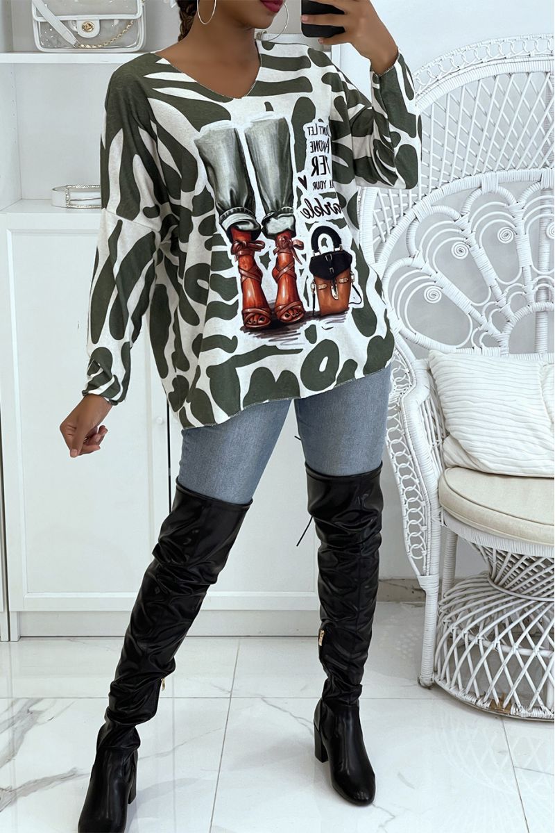 Pull col V léger oversize très doux à motif vert et dessin mode - 3