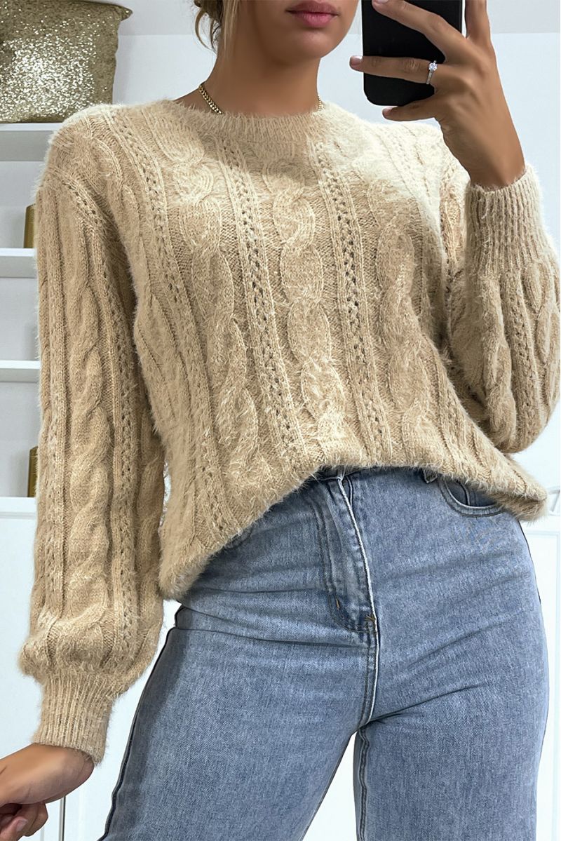 Taupe sweater with classic cable pattern - 3