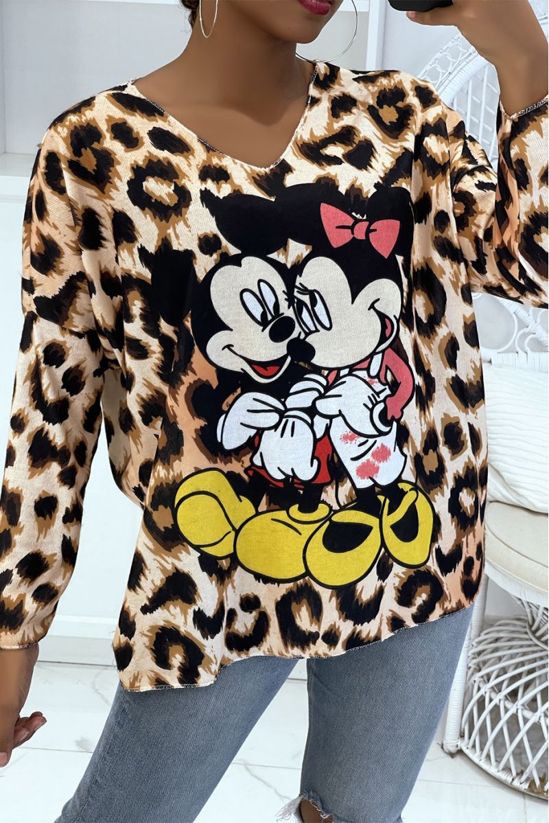 Very soft lightweight oversized V-neck sweater with leopard pattern and Disney mickey and minnie print - 2