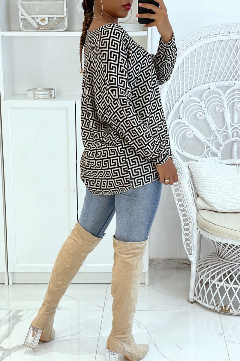 Light and oversized V-neck sweater with beige luxury brand-inspired print - 3
