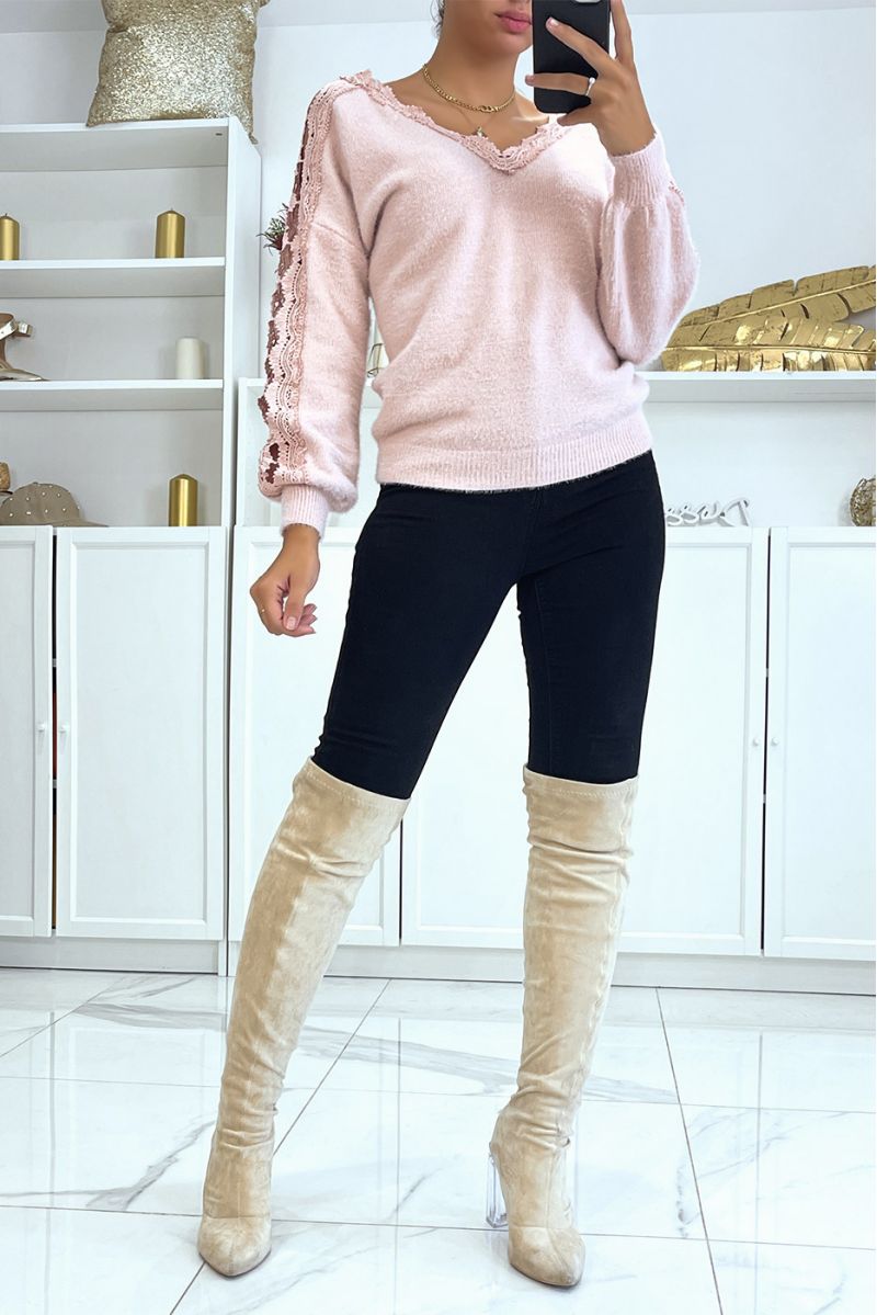 Pink V-neck sweater with openwork sleeves bohemian style - 4