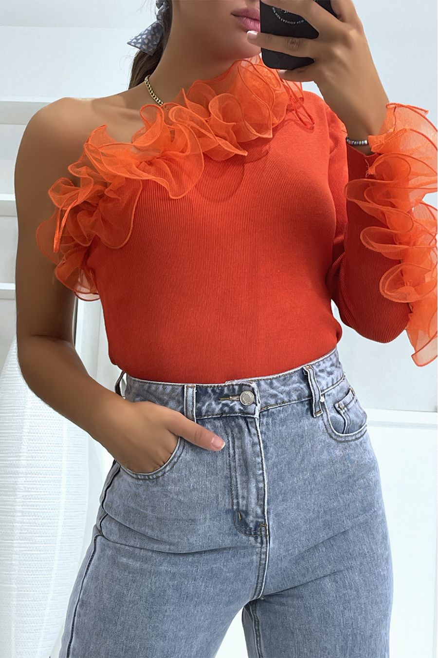 Red ribbed sweater with one sleeve and ruffles - 1