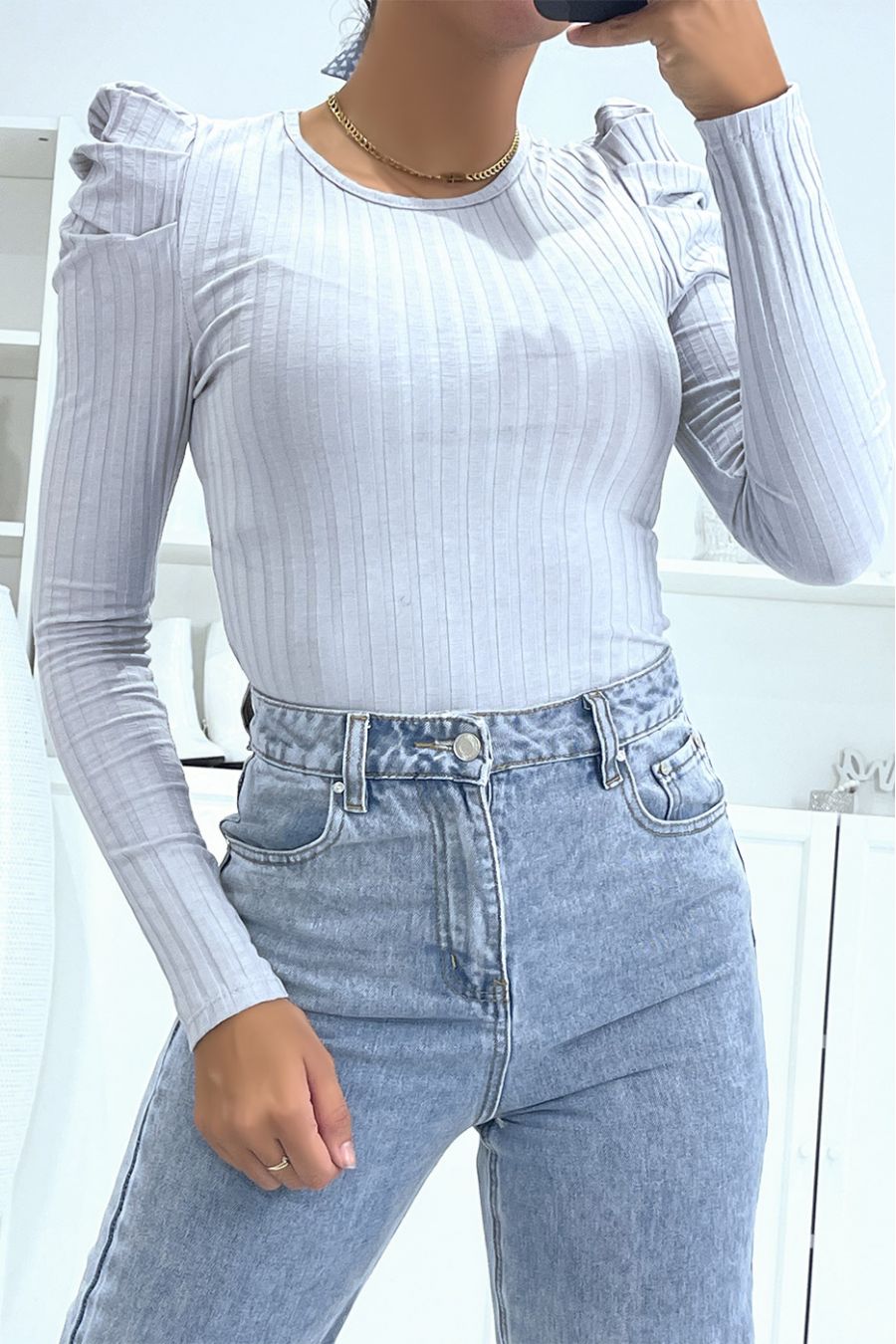 Gray puff shoulder top in ribbed fabric - 4