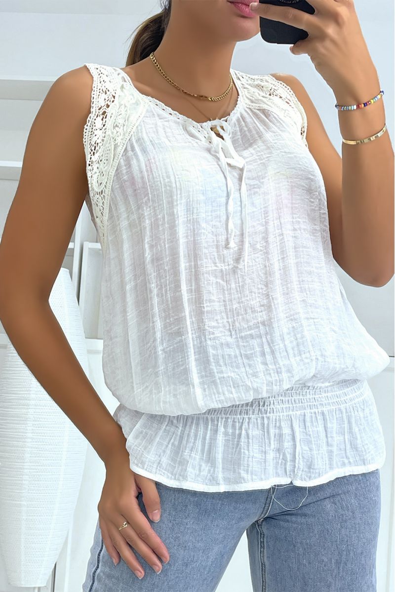 White tank top with embroidered detail tightened at the waist - 2