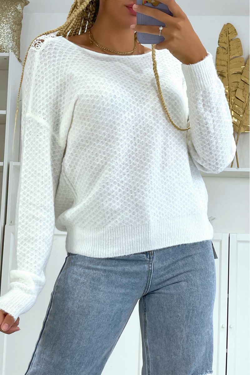 Lightweight white sweater with round neck and open back lace - 2