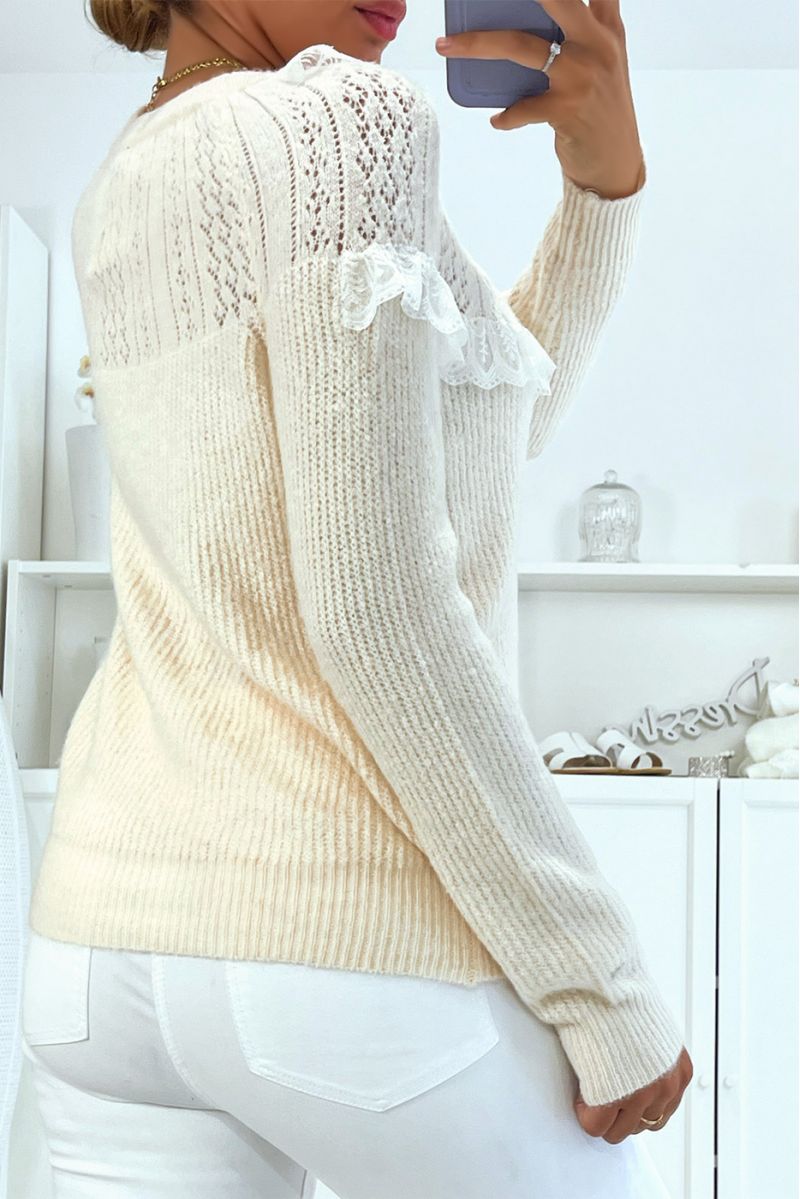 Beige sweater with round neck and ruffles classic vintage style - 3