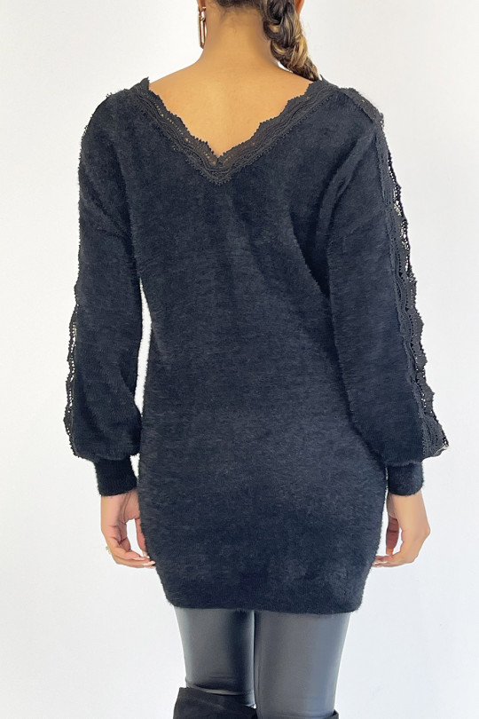 Very soft long black V-neck sweater with openwork along the arms - 14