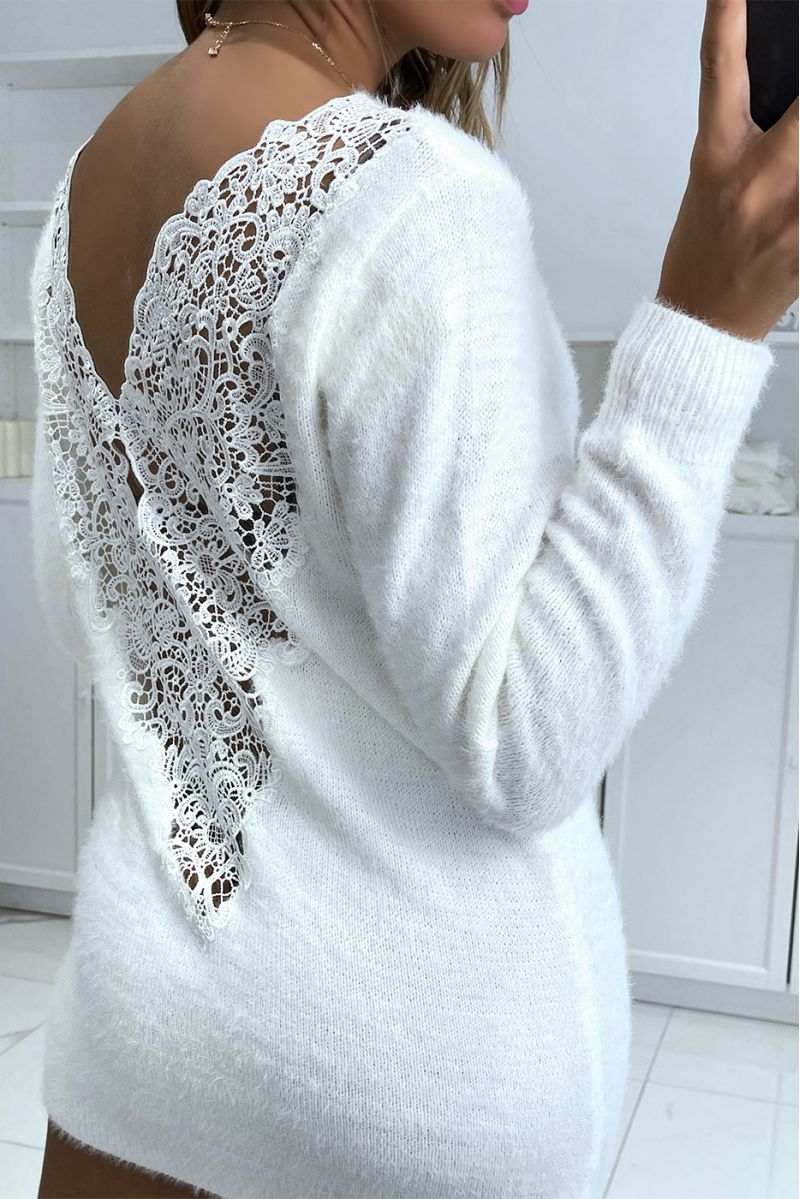 Long white tight-fitting sweater with beautiful embroidery on the back - 3