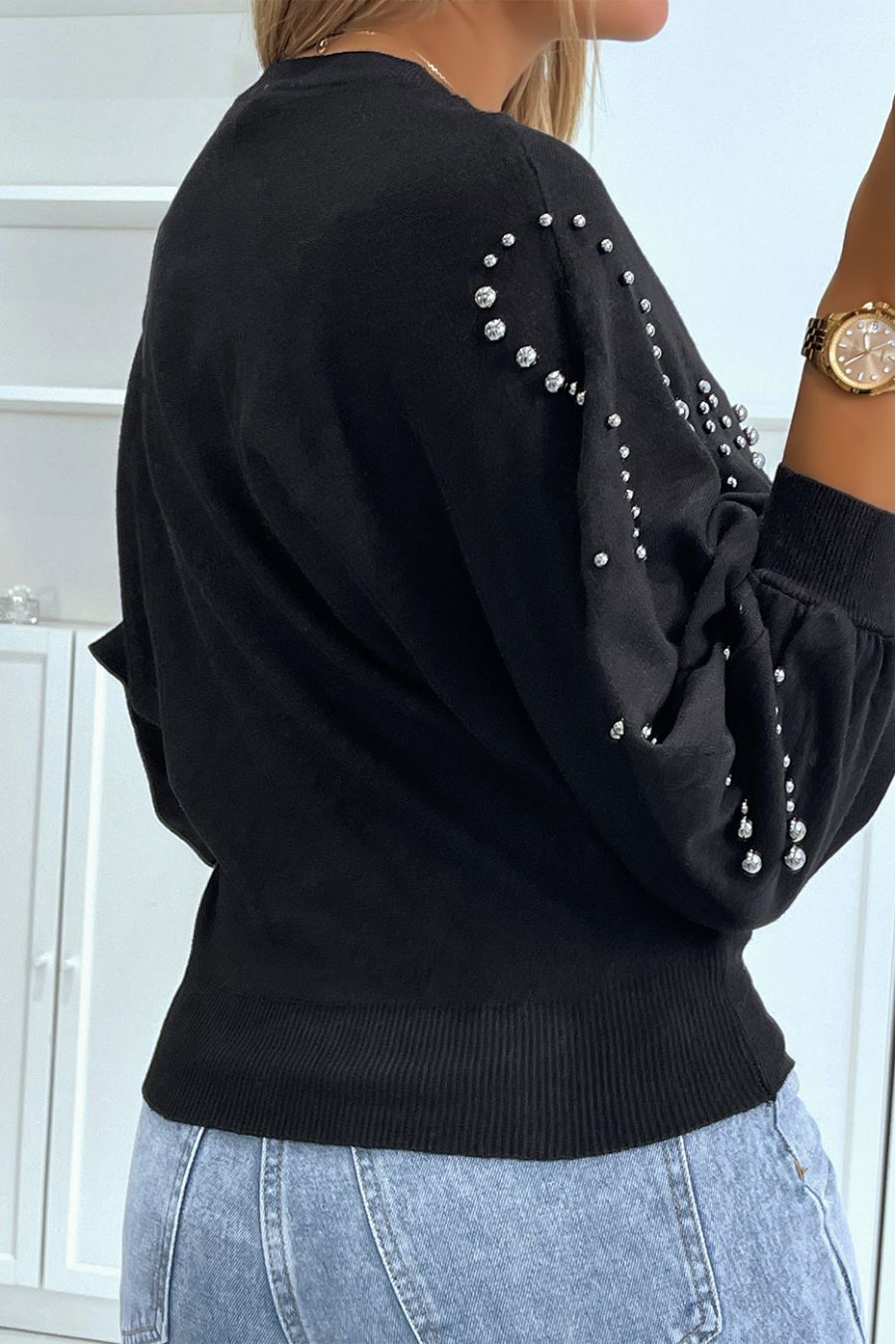 Fluid black studded sweater with batwing sleeves - 3