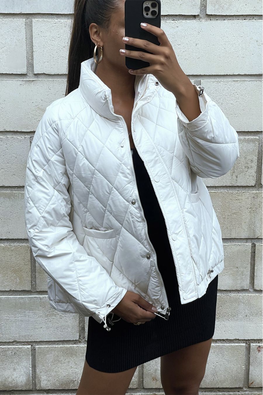 Manteau matelassé blanc très chic et ajustable   - 1
