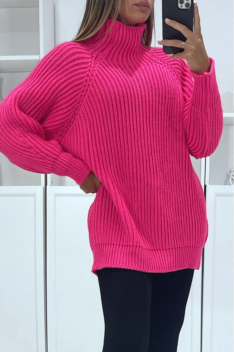 Grote, zeer dikke oversized fuchsia sweater met hoge kraag - 1