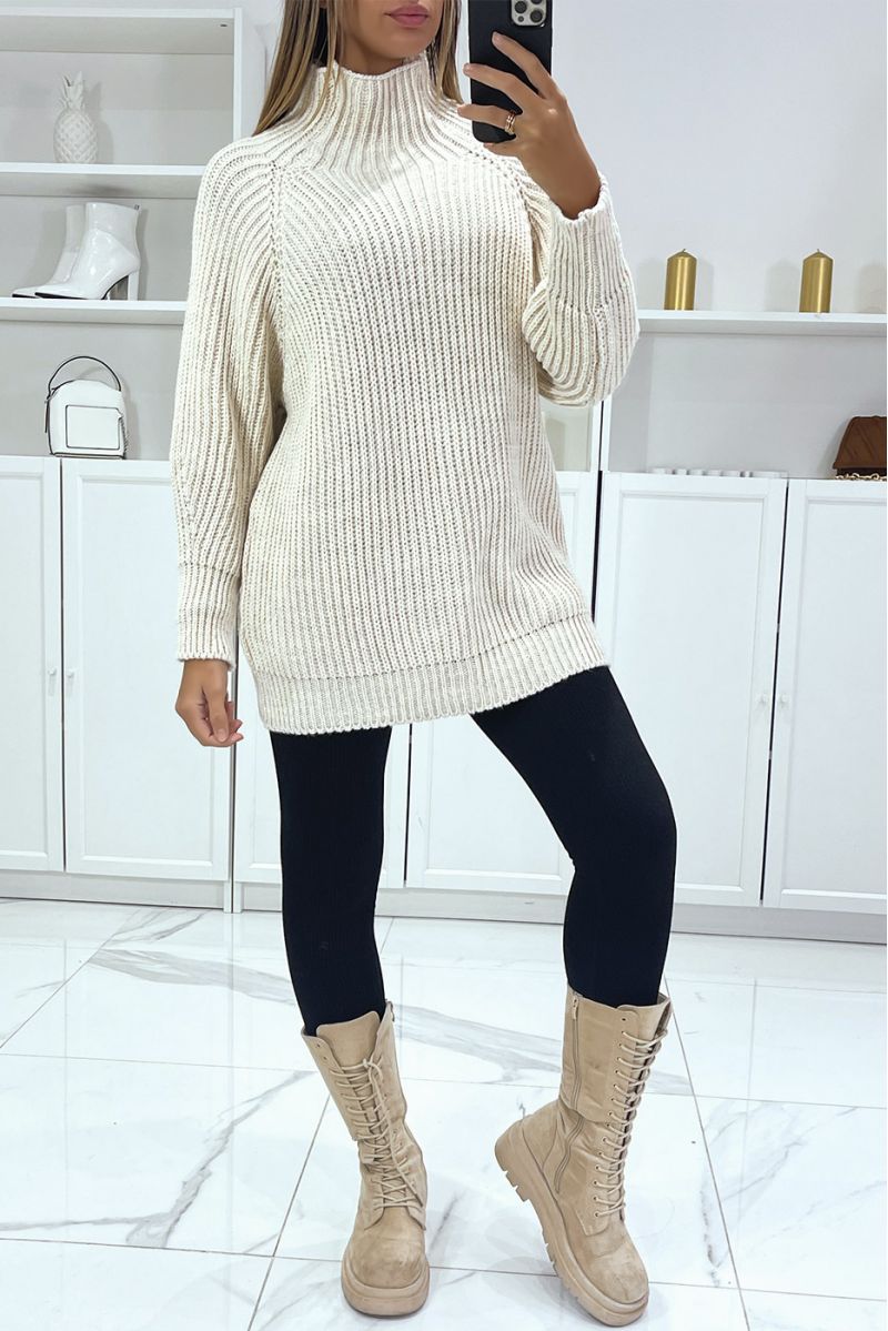 Grote dikke beige trui over maat en hoge kraag - 2