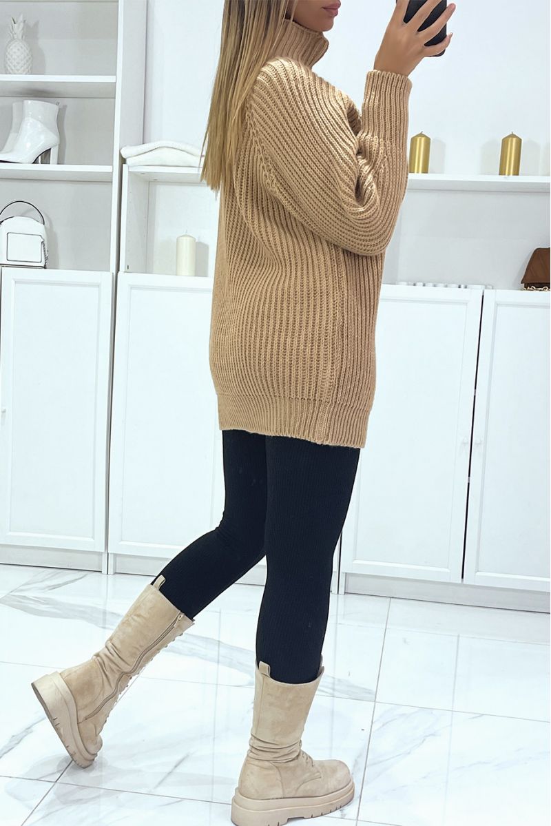 Big thick oversized camel sweater with high collar - 3
