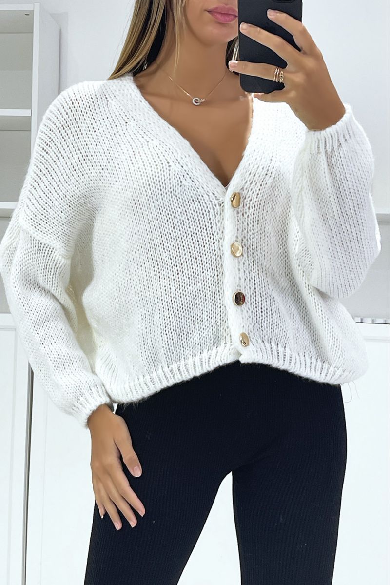 Very chic oversize white cardigan with golden buttons - 1