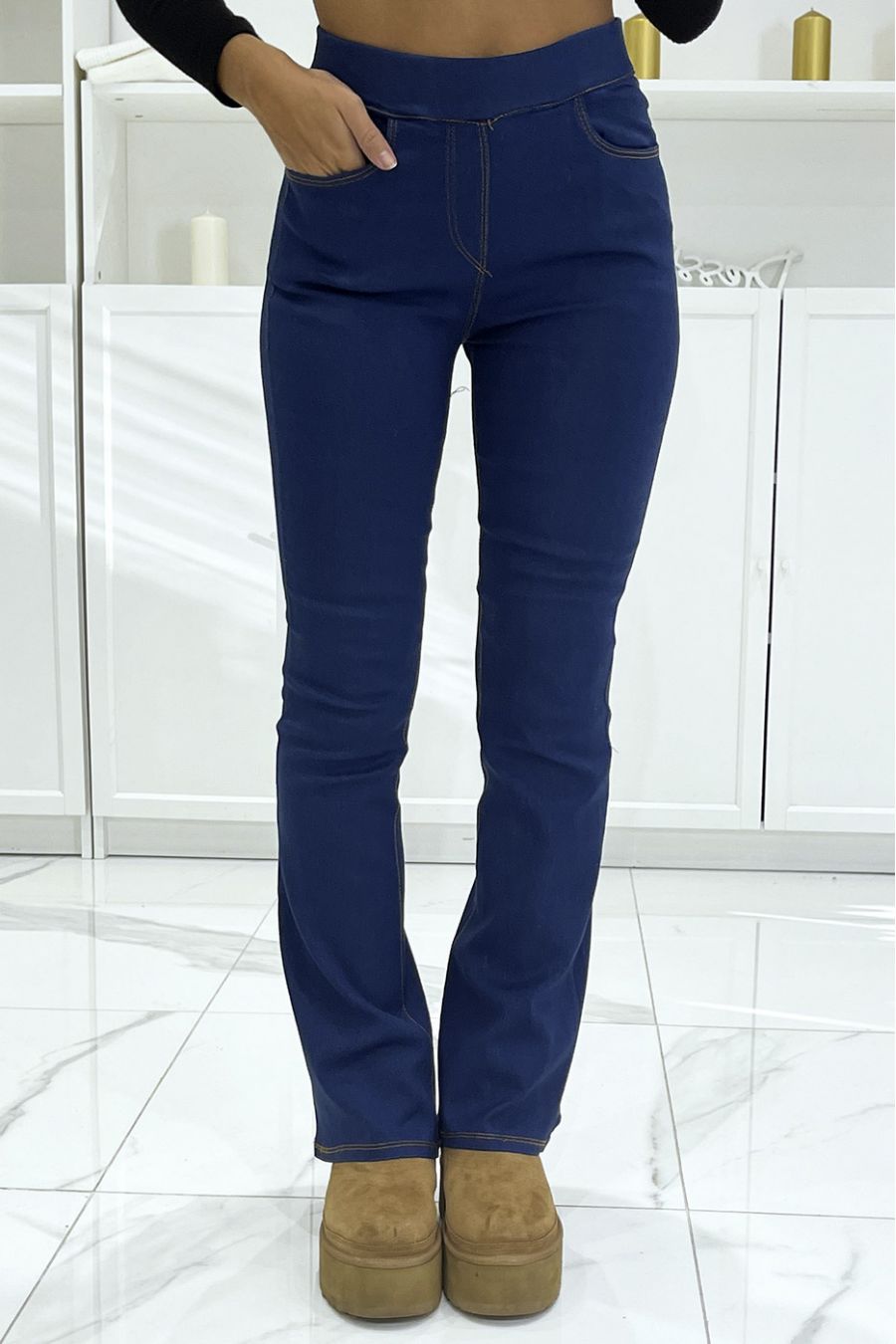 Marineblauwe stretchjeans met hoge taille en uitlopend effect - 2