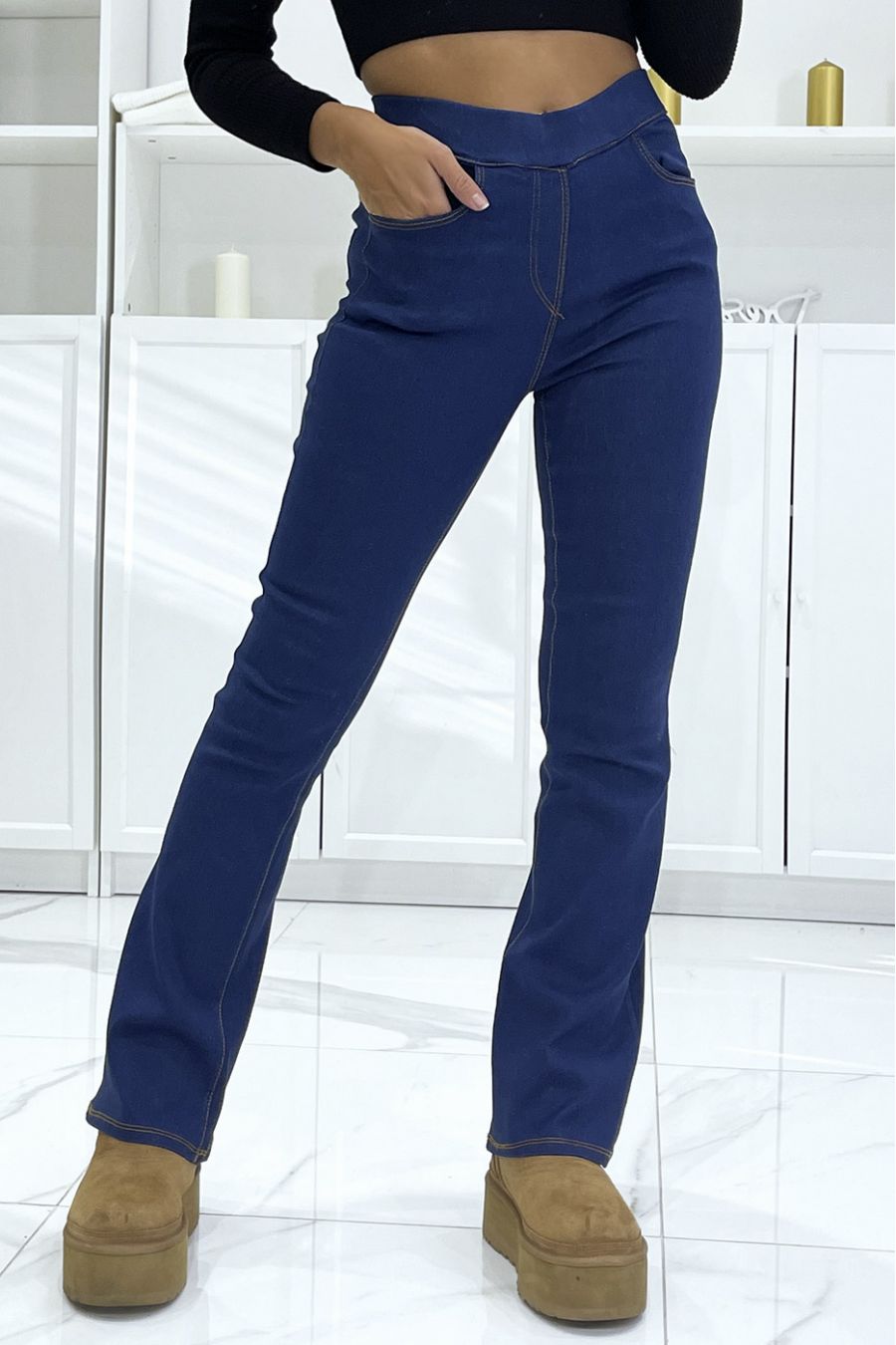 High-waisted stretch navy jeans with flared effect - 5