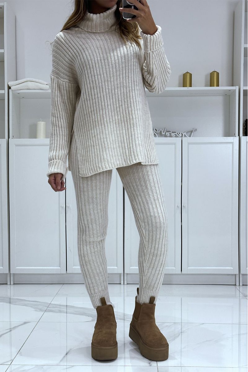 Turtleneck sweater and beige knit pants set, very warm for winter - 2