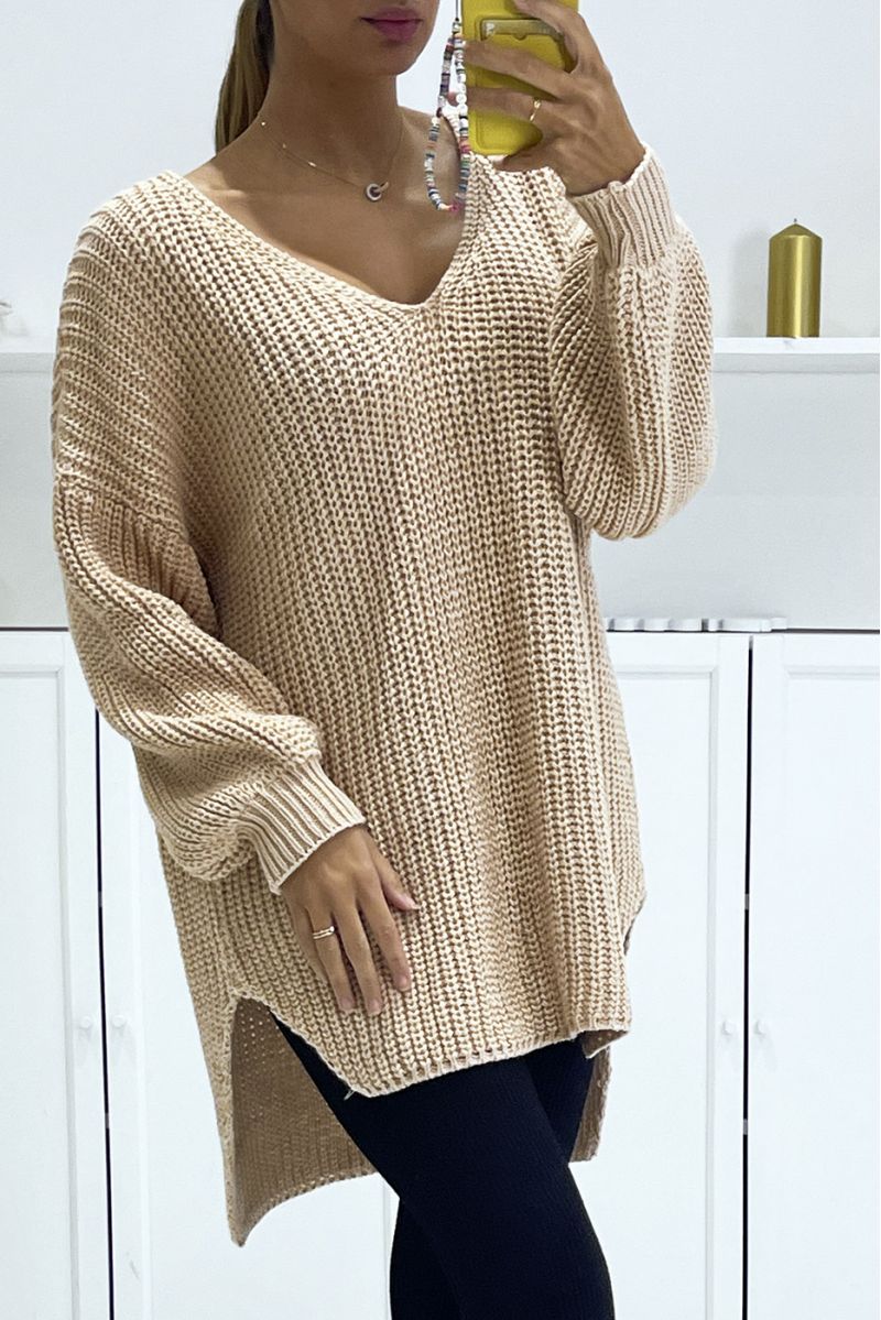Beige asymmetrical knit sweater with v-neck and puff sleeves, ultra soft - 2
