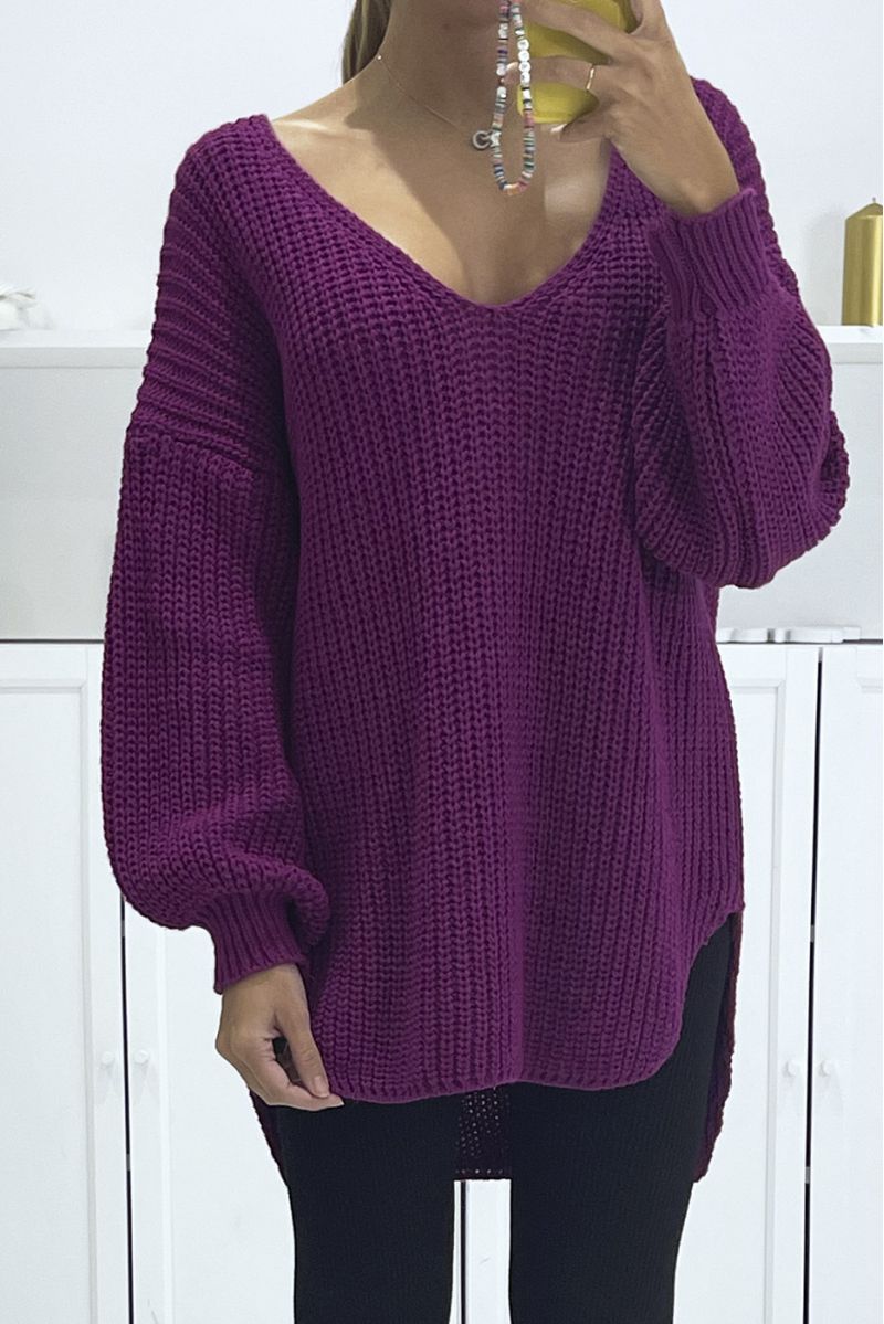 Asymmetric plum knit sweater with v-neck and puff sleeves, ultra soft - 3