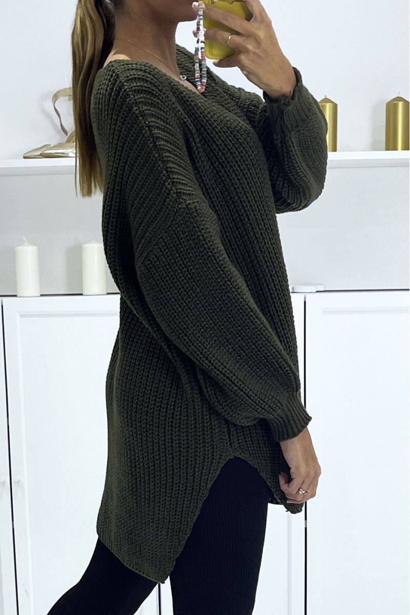 Khaki asymmetrical knit sweater with v-neck and puff sleeves, ultra soft - 3