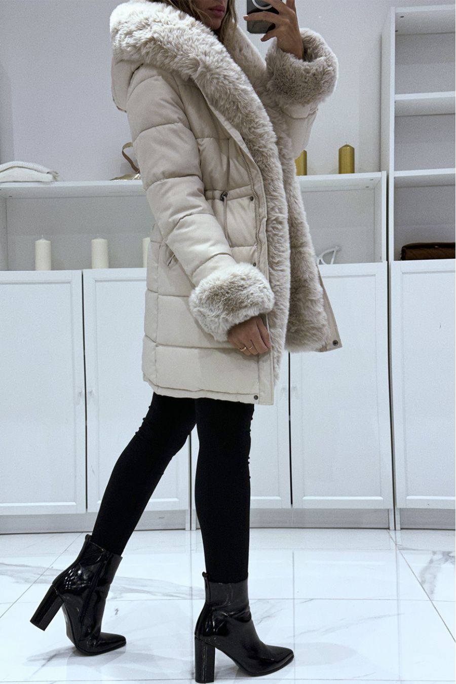 LoLg beige jas met ultrazacht bont en grote capuchon met Russisch effect - 5