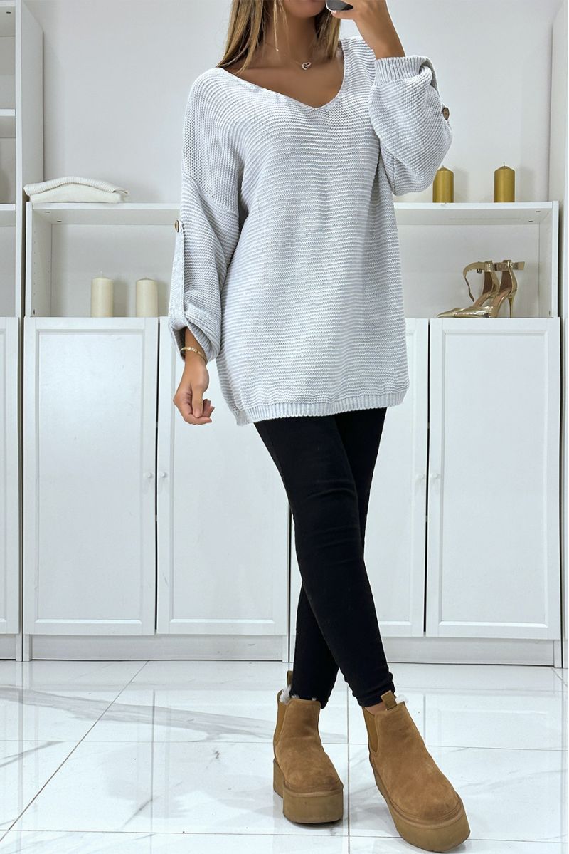 Oversized gray sweater with puff sleeves and V-neck - 3