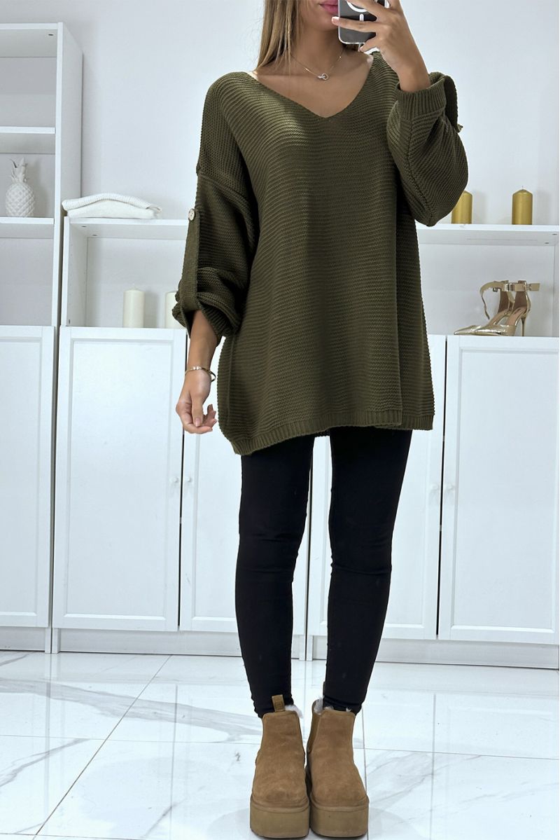 Oversized khaki sweater with puff sleeves and V-neck - 2
