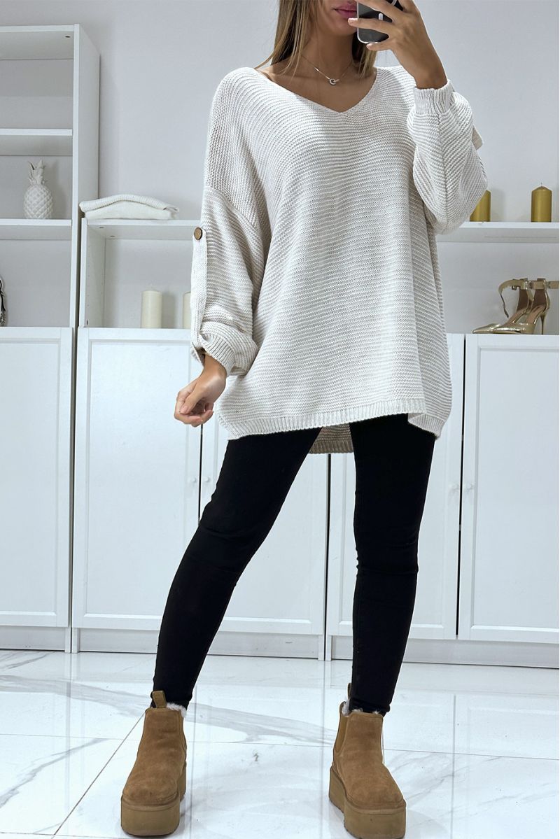 Oversized beige sweater with puff sleeves and V-neck - 2