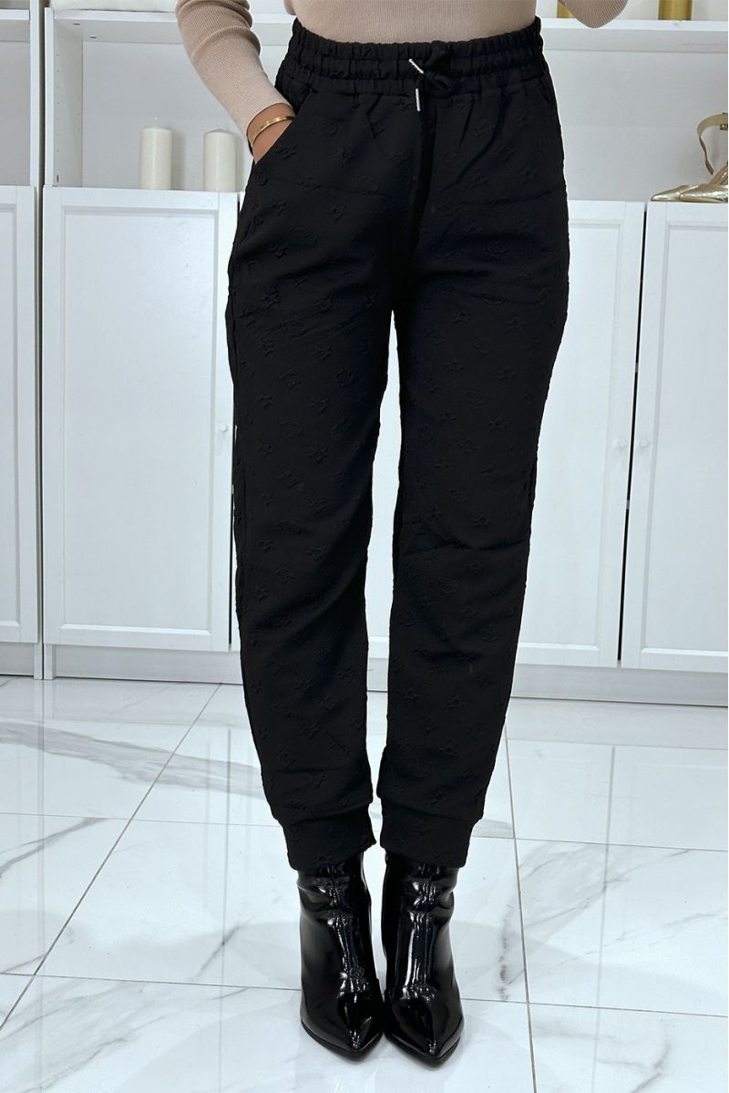 Pantalon noir à taille haute et motif relief haute couture - 2