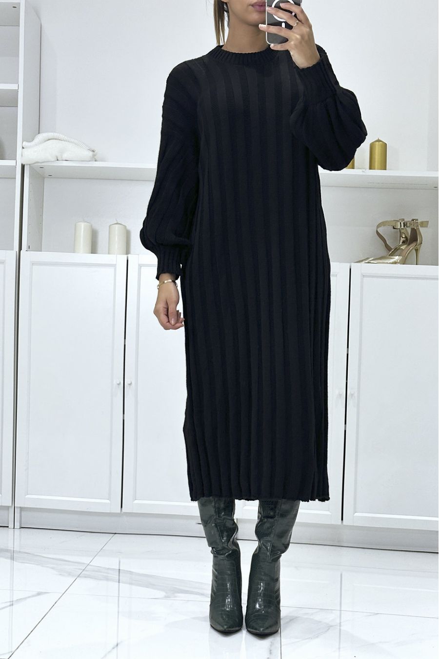 Longue robe pull noire over size manche ballon  - 1