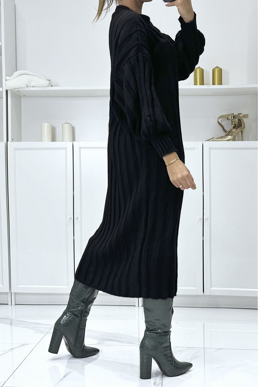 Long oversized black jumper dress with balloon sleeves - 4