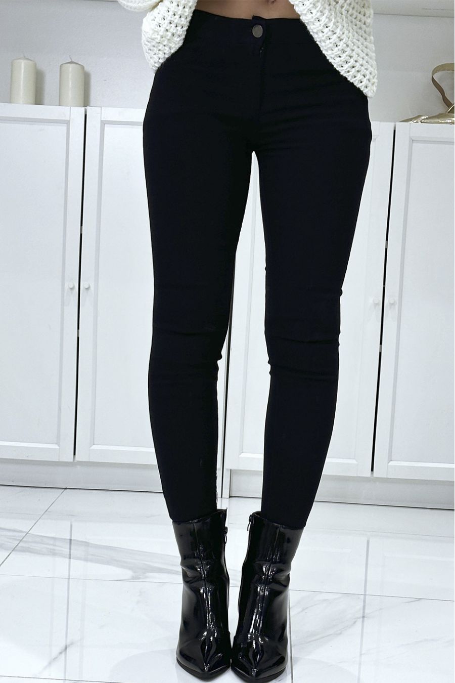 Zeer rekbare zwarte stretch broek met zakken - 2