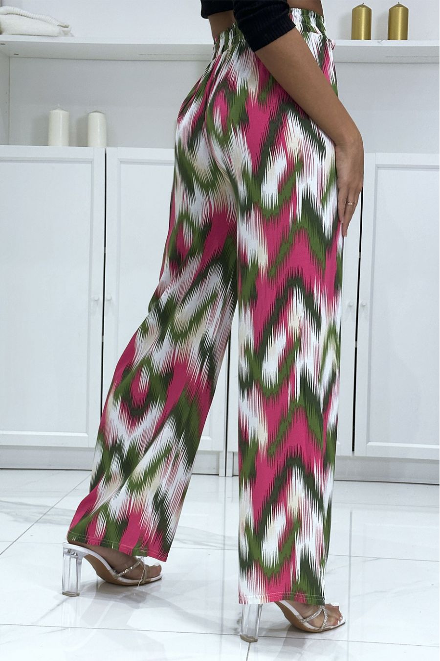 Pantalon palazzo vert et fuchsia avec jolie motif coloré - 1
