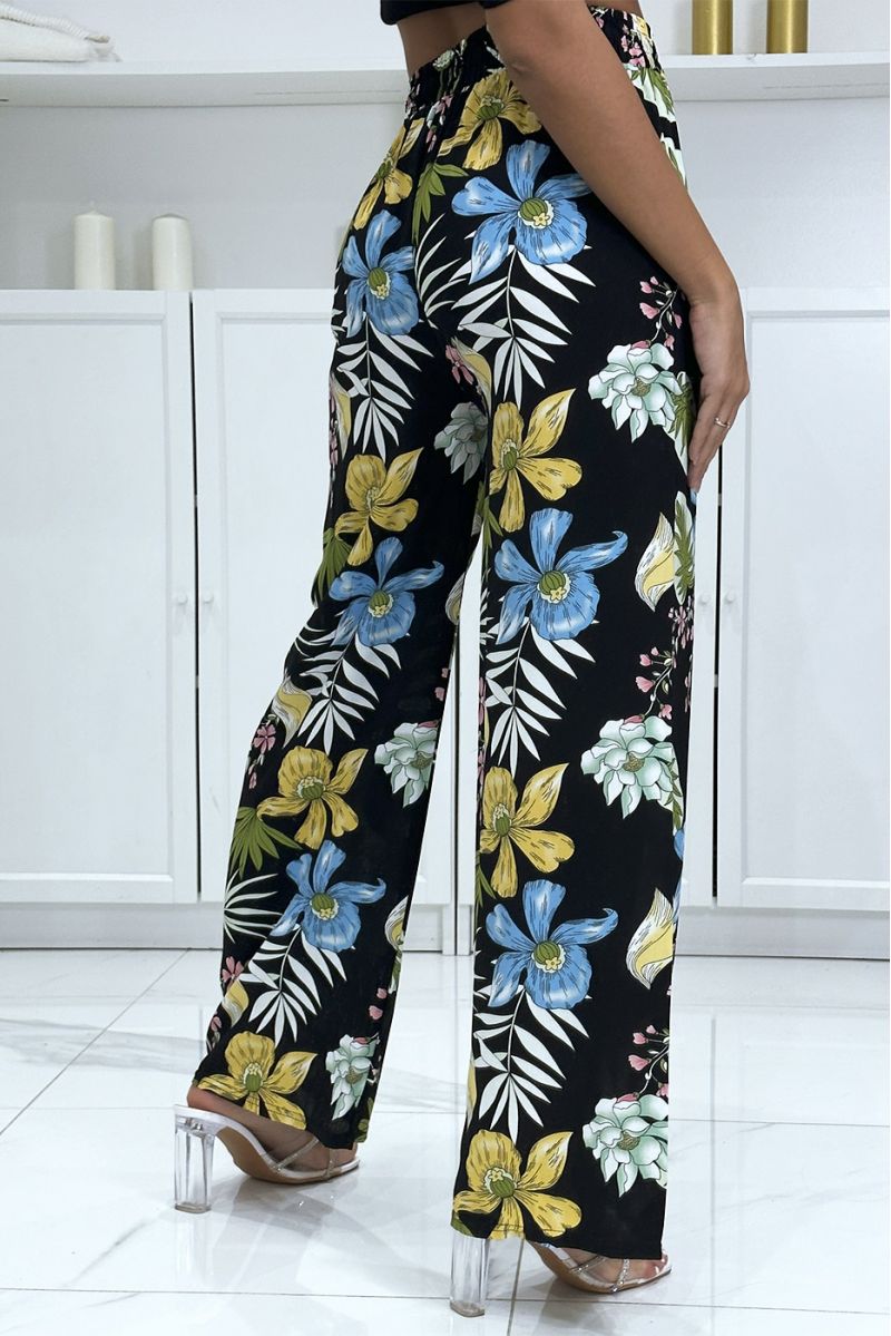 Trendy and chic black palazzo pants - 1