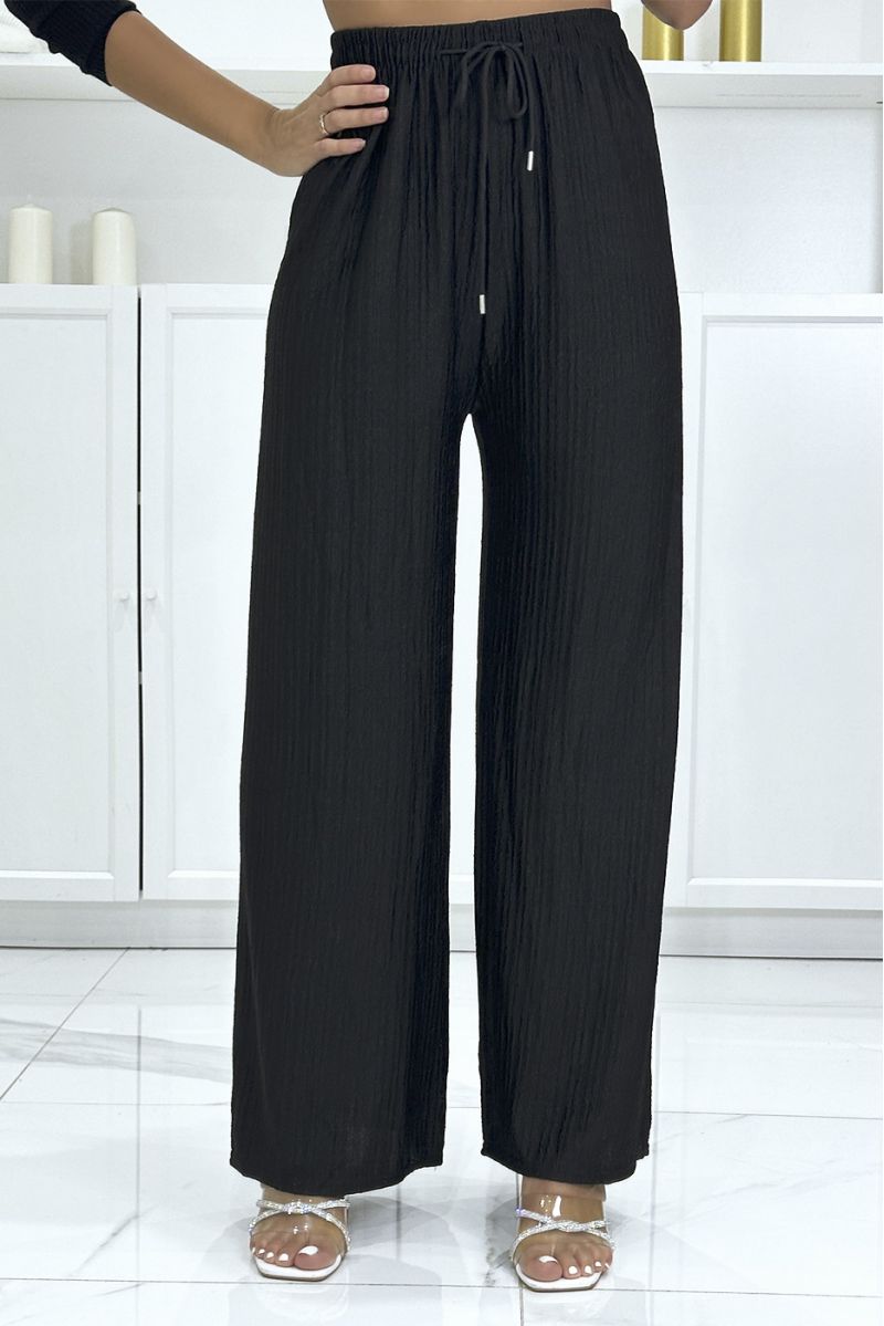 Trendy and chic black palazzo pants - 2