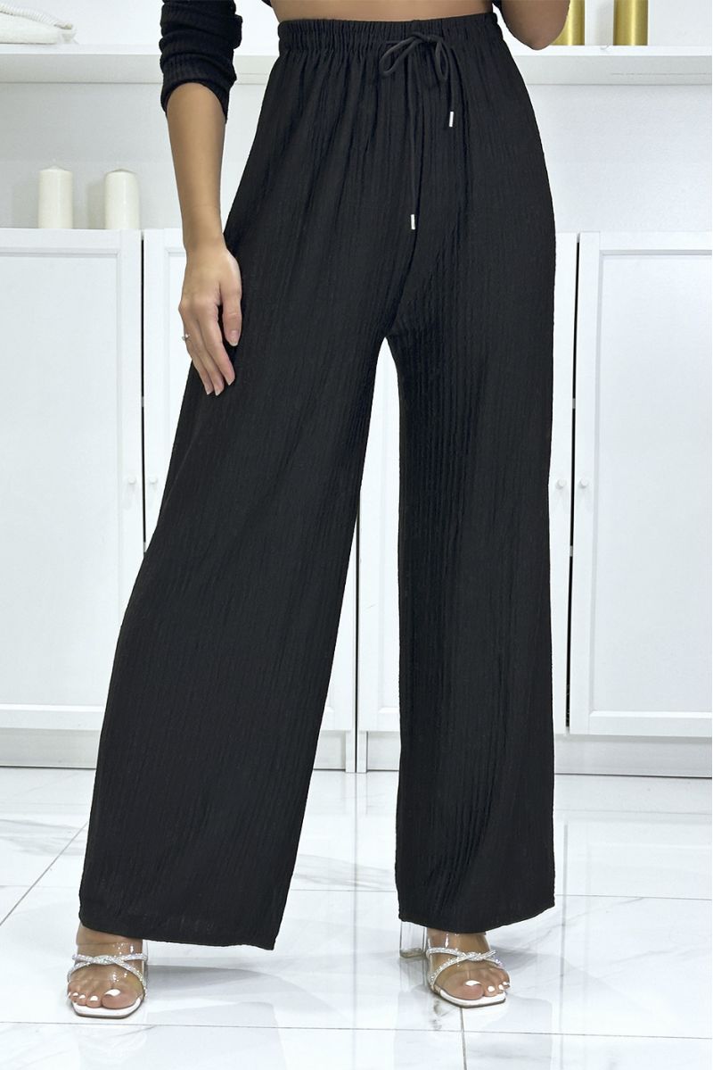 Trendy and chic black palazzo pants - 3