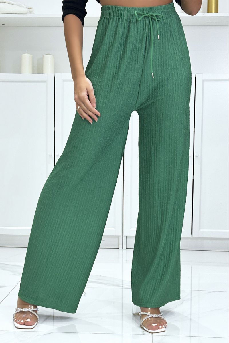 Trendy and chic green palazzo pants - 2